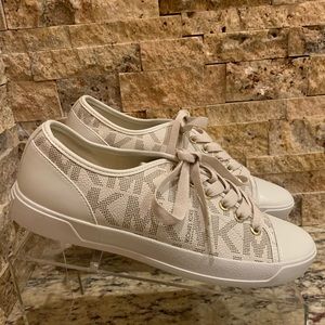 Michael Kors Sneakers 8M